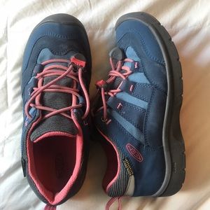 EUC Keen running shoes